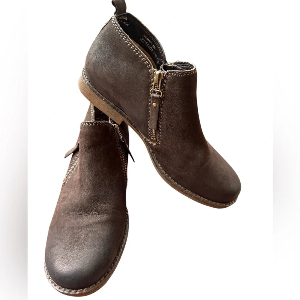 Hush Puppies Women's Mazin Cayto Nubuck Ankle Boots Shoes 9.5‎